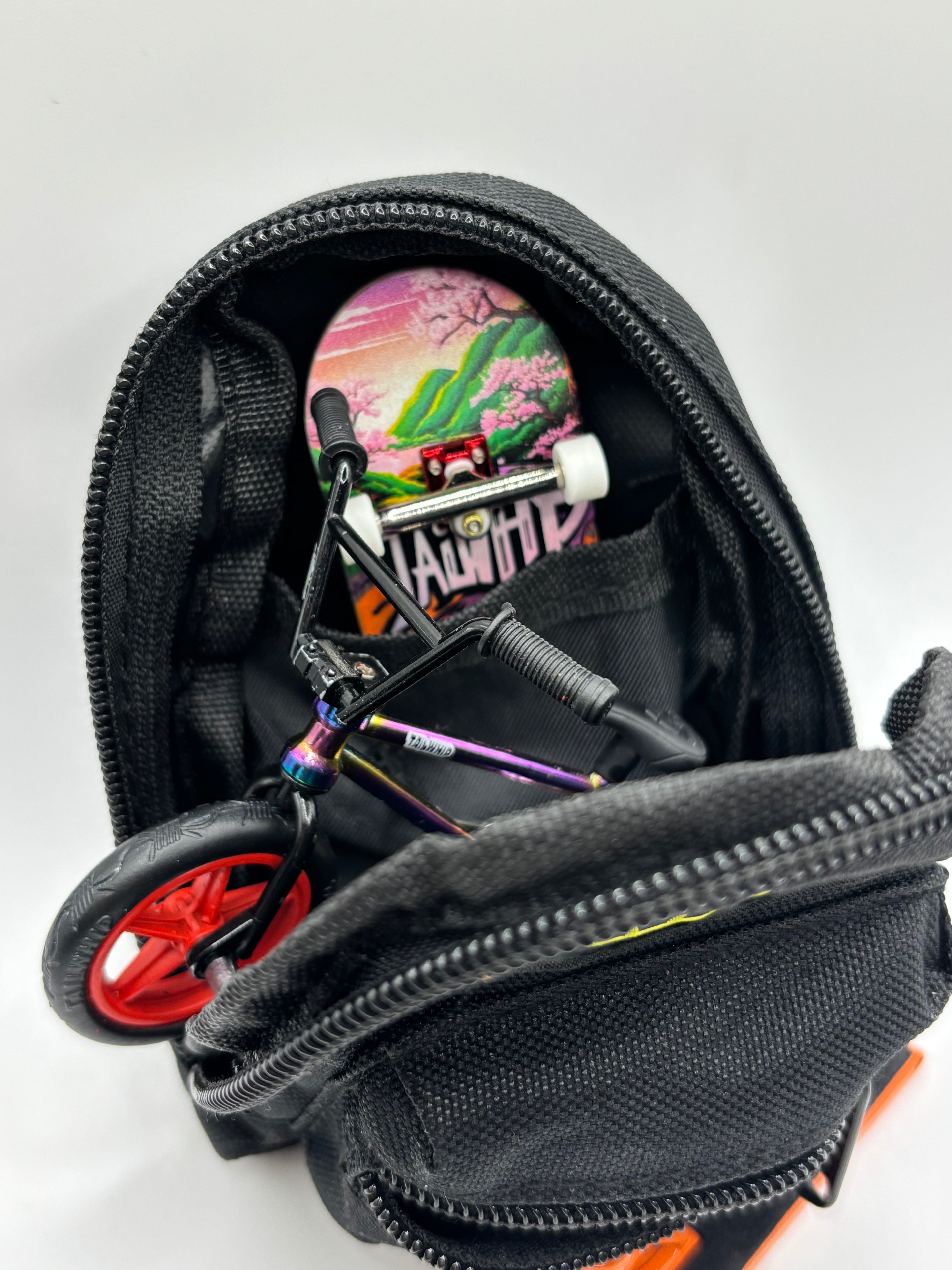 Talwip TAILWHIP Mini Backpack for Fingerboards, Finger Scooters, and Finger B ...