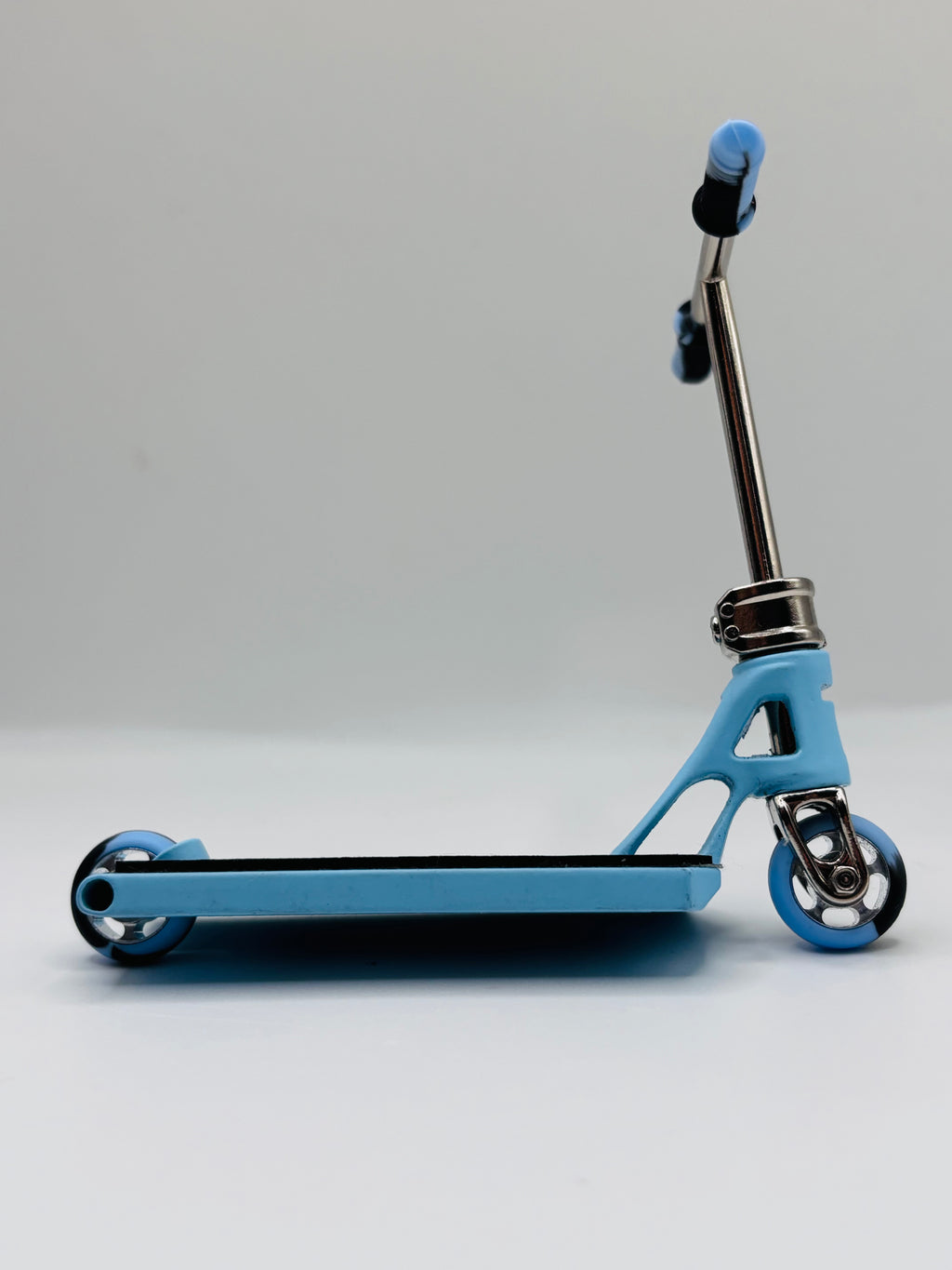 Tailwhip PRO scooter V2 CNC blue