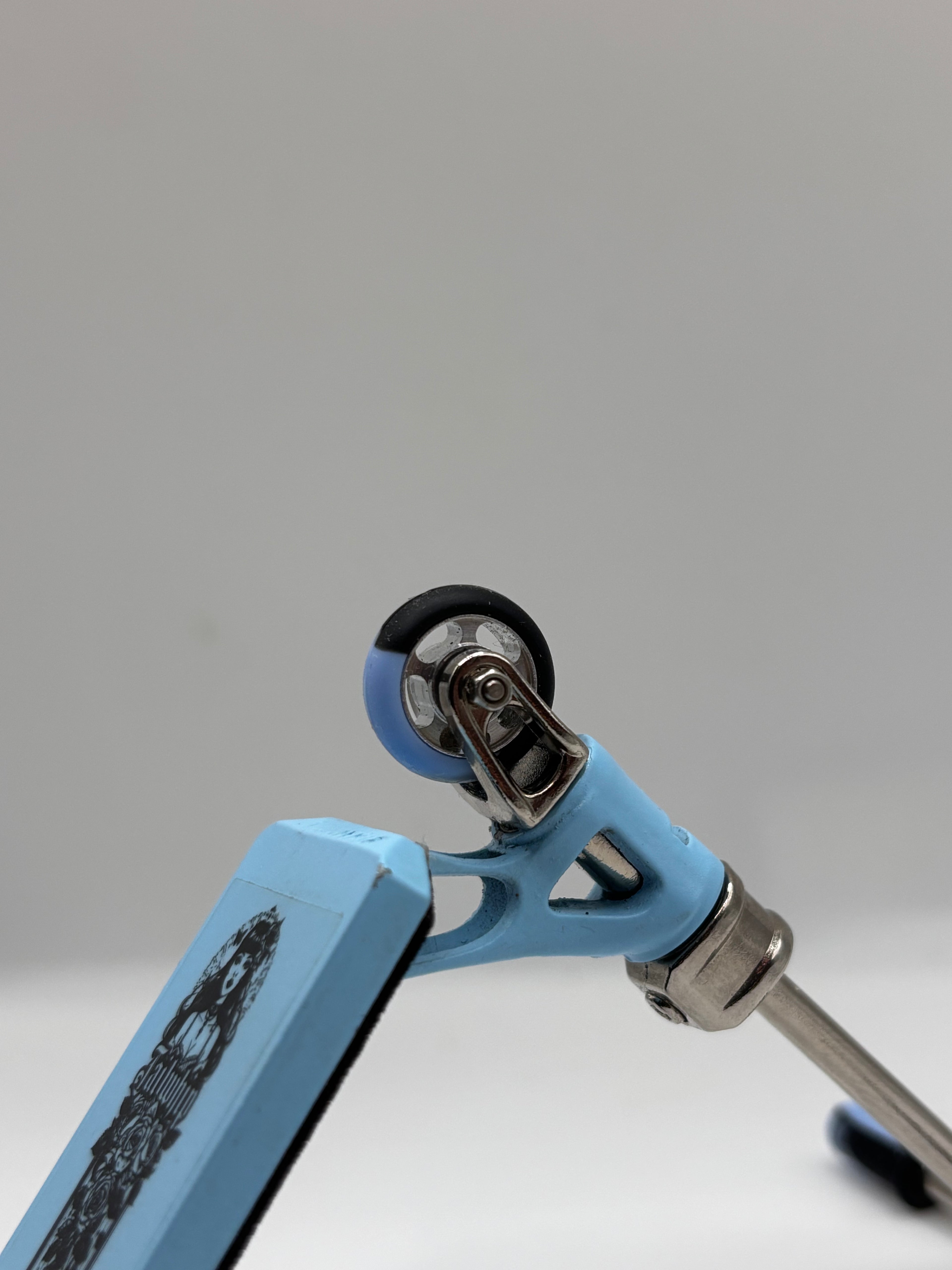 Tailwhip PRO scooter V2 CNC blue