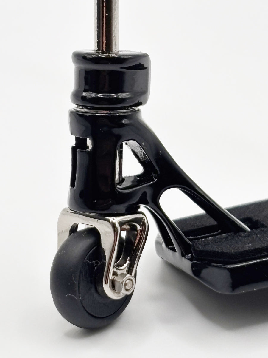 Tailwhip PRO SCOOTER Black