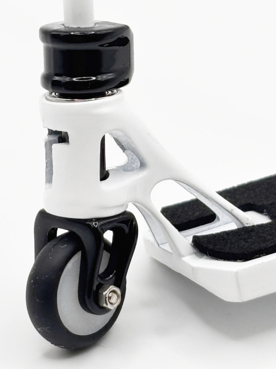 Tailwhip PRO SCOOTER WT