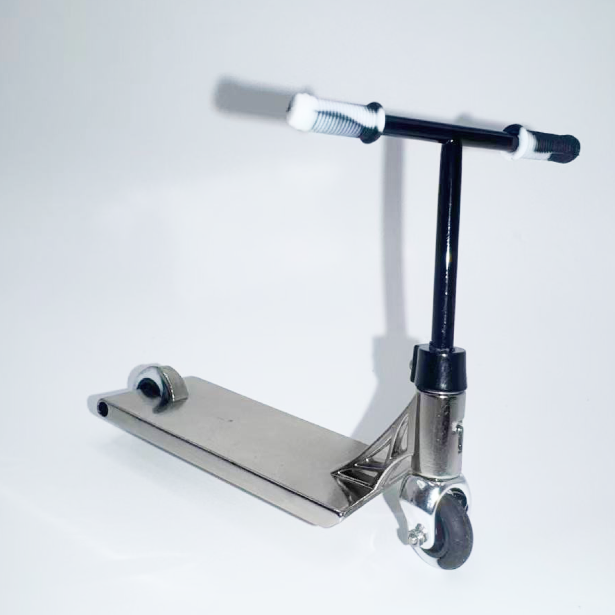 TAILWHIP Finger Scooter Silver VIDER 28MM