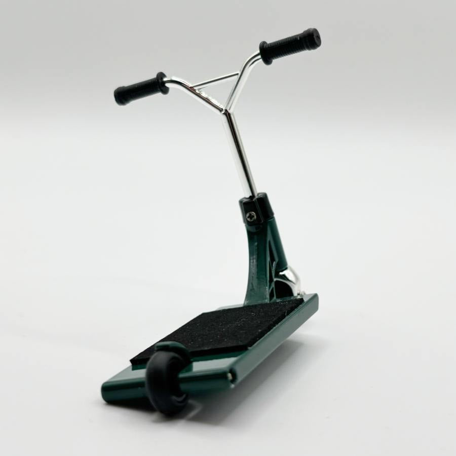 TAILWHIP Finger Scooter Metal Green