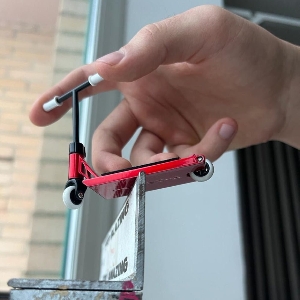 TAILWHIP Finger Scooter Metal Red - tailwhip.shop